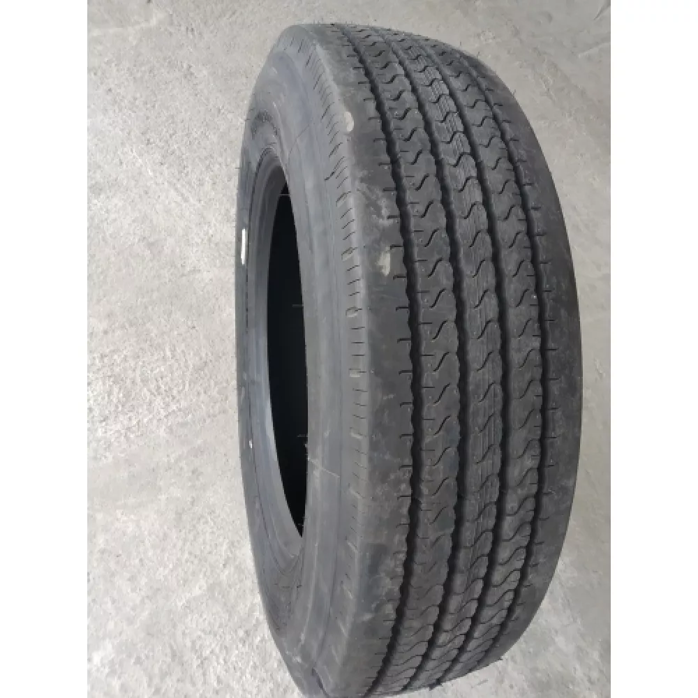 Грузовая шина 255/70 R22,5 Long March LM-120 16PR в Перми