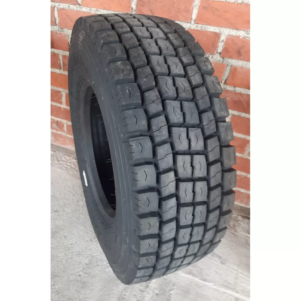 Грузовая шина 305/70 R19,5 Long March LM-329 18PR в Перми